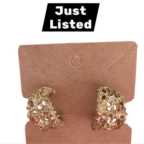 Vintage Gold Plated Pierced Earrings - Unique Textured Hoop Style J2-E1 - Picture 1 of 7